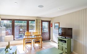 Birch Lodge 12 With Hot Tub